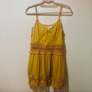 Divided H&M Mustard Tunic